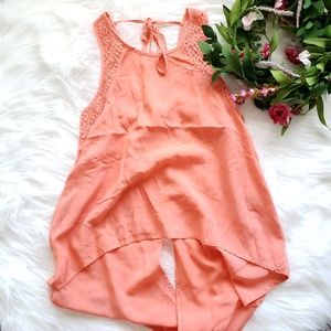 Francesca's Collection Coral tank top